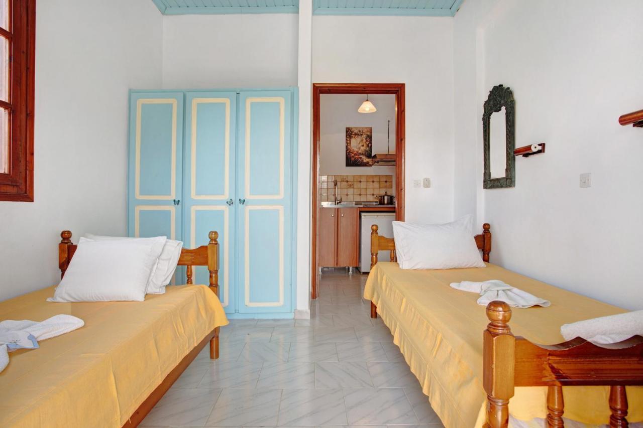 Areti Orfeas Budget Apartment